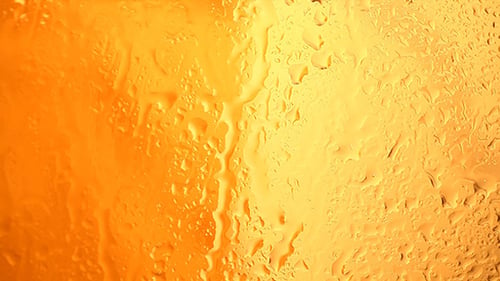 Fallende Wassertropfen 12