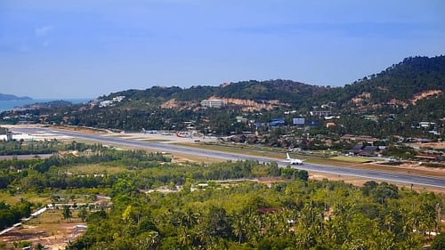 Airplane Landing on the Island