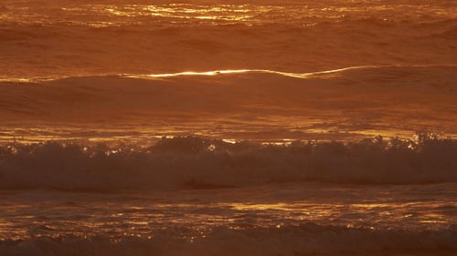 Waves Crashing on Beach 928