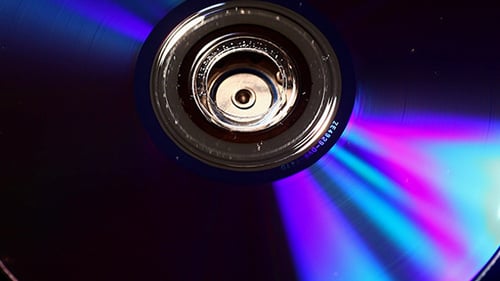 Drehung der DVD Disk 132