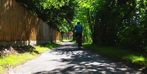 Fahrradfahren in der Natur