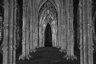 Gothic Castle - Endless Gallery