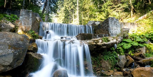 Mountain Wasserfall