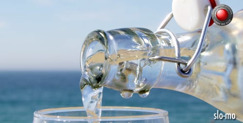 Flasche & Wasser