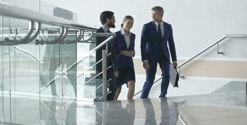 Discussion on the Run