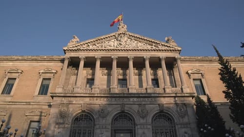 Au sommet de la Bibliothèque nationale