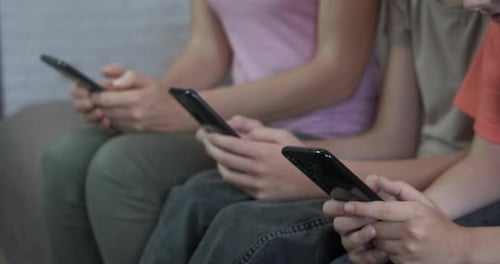 Abhängigkeit von Familiengeräten