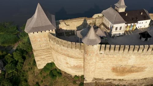 Schöne alte Khotyn-Festung