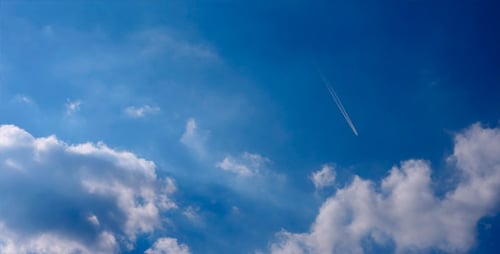 Wolken Und Flugzeuge
