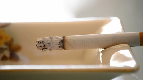 cigarette allumée