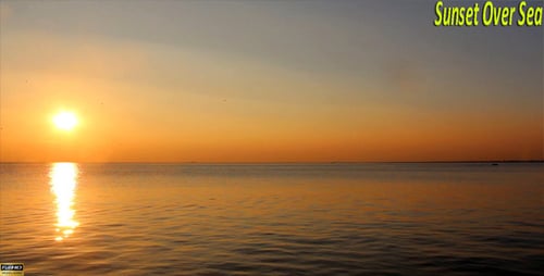Sonnenuntergang über dem Meer