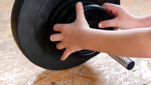Adding Weights To A Dumbbell