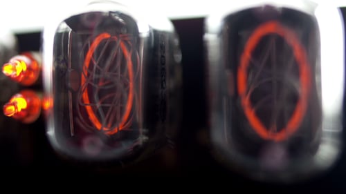 Glowing Nixie Tubes Count Numbers Up