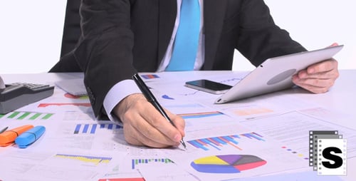 Analyzing Sales Graphics