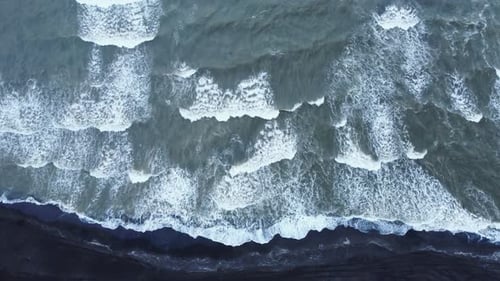 Ondas después de la tormenta aérea