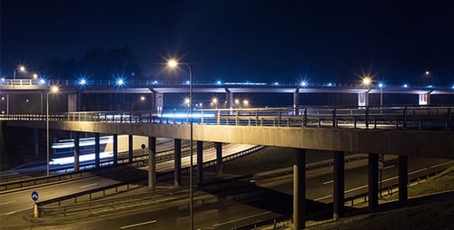 Nachtverkehr auf der Autobahn