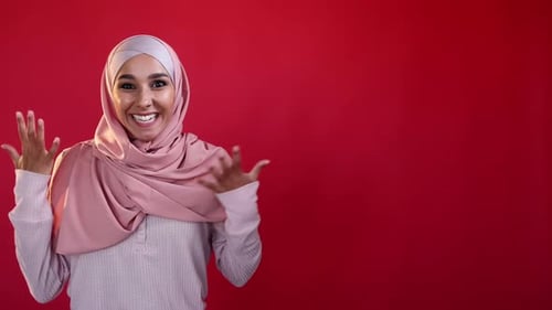 Gagnant Wow Surprise Oui Triomphe Femme Étonnée