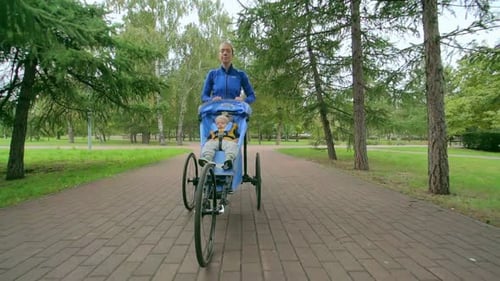 Safe Ride in Jogging Stroller