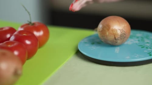 Weighing Fresh Vegetables for Healthy Recipe