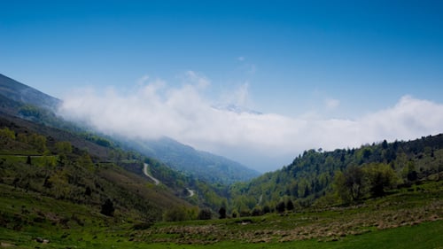Pyrenees Vista Mountain 3