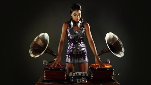Super Stylish Female Dj Retro Gramophones 1