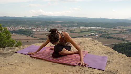 Yoga Teacher, Amazing Location, Mountain Clifftop 11