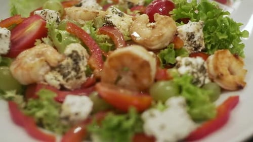 Appetizing Salad with Shrimp, Tomatoes, and Grapes