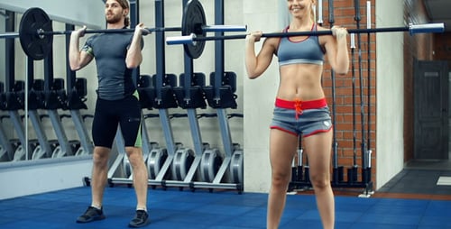 Begleiter im Fitnessstudio