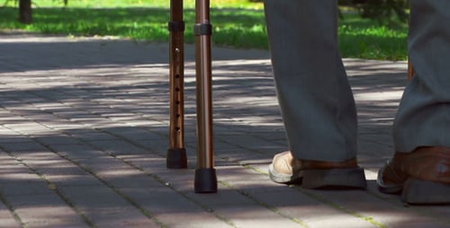 Difficulties to Walk