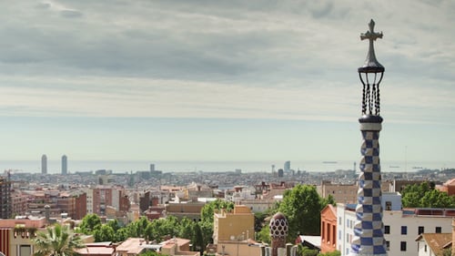 Parc Guell Barcelona Spain Skyline Torists Vacation 4