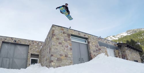 Snowboard-Dachsprung