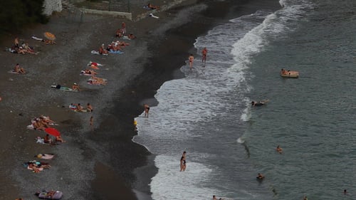 Aktivitäten der Menschen am Strand