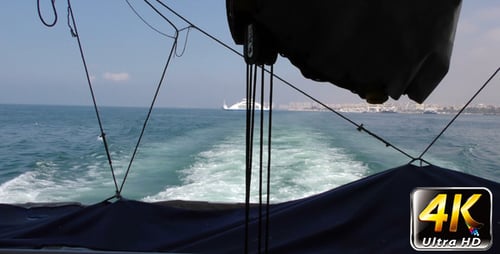 The Sea inside the Ferryboat