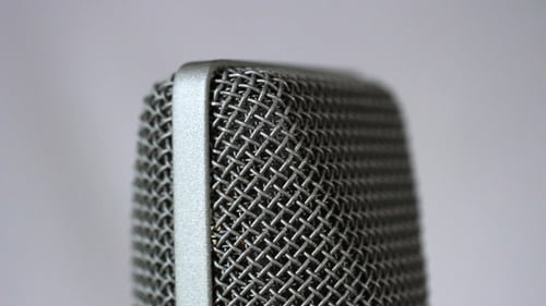 Microphone 02
