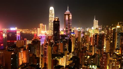 Die Skyline von Hongkong und der Hafen von Victoria bei Nacht - Hong Kong China 2