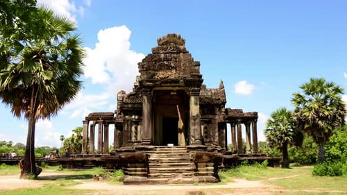 Kleiner Seitentempel im Haupttempelkomplex - Angkor Wat Temple Kambodscha