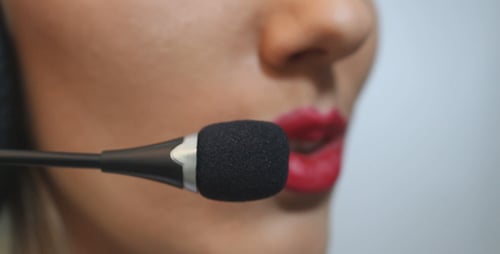 Call Center Operator Says
