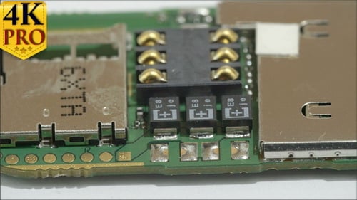 Die Details des USB-Mikrochips