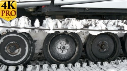 Seitenansicht des Snow Back Hoe Truck