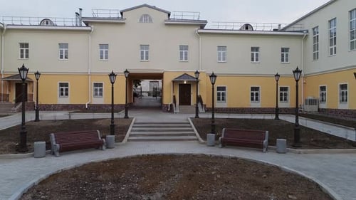Renovated new courtyard of the administrative building 07