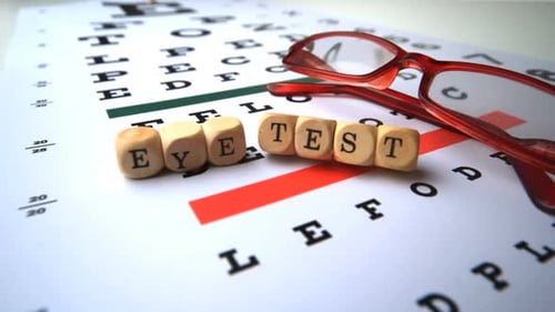 Sehtest Würfel Falling On Eye Test mit Lesebrille