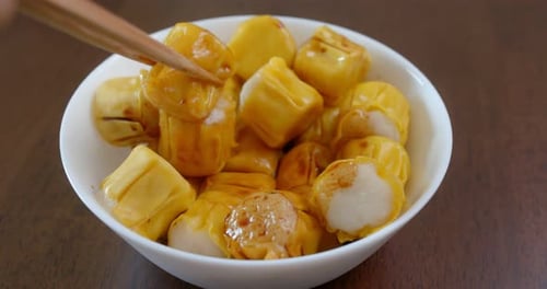 Aperitivo local de Hong Kong Fish Shaomai