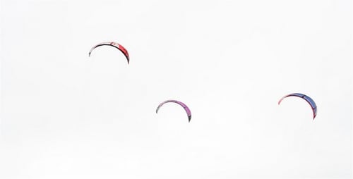 Kitesurfing
