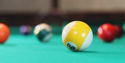 Playing American Billiards