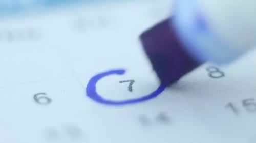 Marking Dates on a Clean Calendar