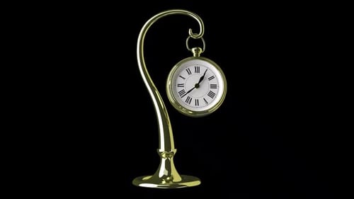 Goldene Uhr im Etui