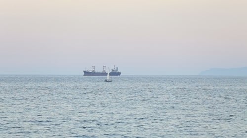 Segelboot auf dem Meer