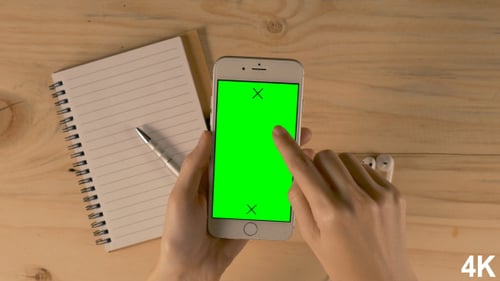 Using Smartphone With Green Screen