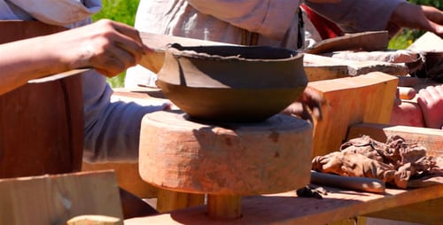 Poterie artisanale ancienne