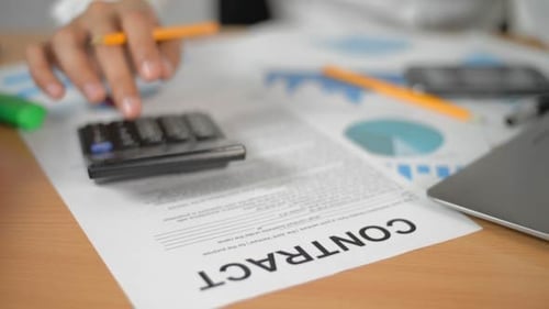 Calculating Contract Data in the Office
